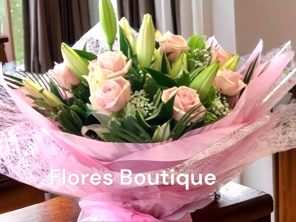 Rose & Lily Delight