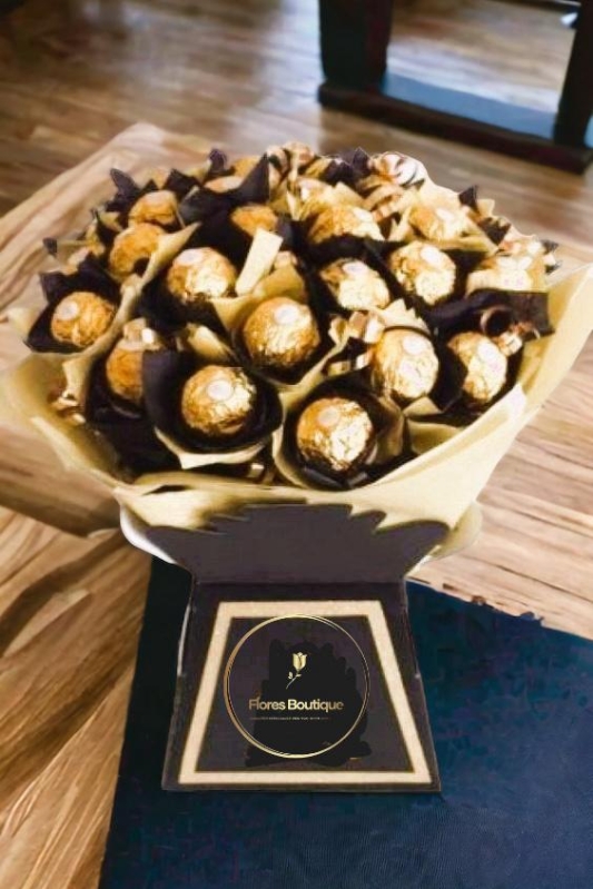 Festive Ferrero Elegance