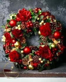 Country Christmas wreath.