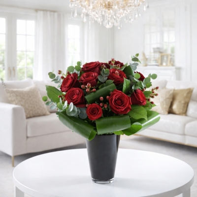 Annabella Duchess Red Roses