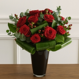 Annabella Duchess Red Roses